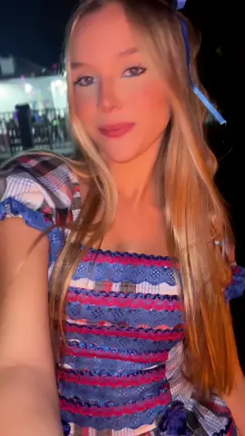 a gente se encontraa  #festajunina #cowgirl #loira #junho #viral #fyp 