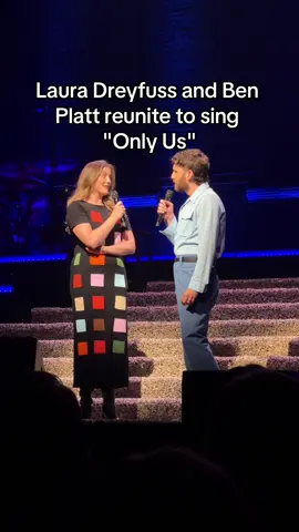 Laura Dreyfuss and Ben Platt reunite to sing 
