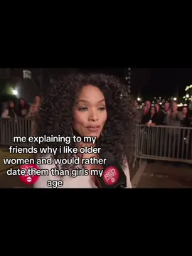 i need an older womannn like where do y’all be finding them #middleagedwomen #mommyissues #wlw #lgbt #middleagedactresses #agegap #olderwomen #wlwlesbian 