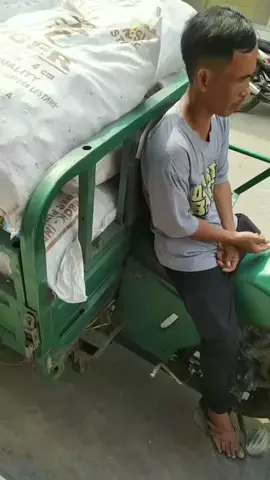 kirim media filter ke kolam pondok pesantren sunan drajat . 
