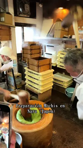 Preparación Mochis en Japón. Tengo que reconocer que al principio me estuve riendo😳😂.