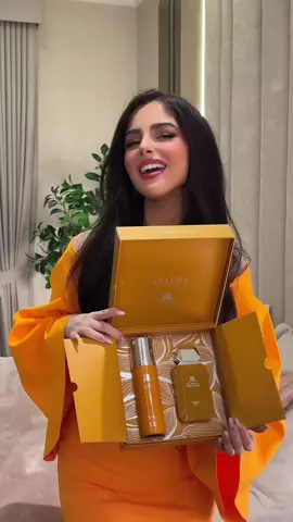 ✈️TRAVEL COLLECTION✈️ استعد لتجربة رائحة فريدة  وساحرة مع مجموعة العطور الخاصة بالسفر مقدمة العطر: الخوخ، بندق، ماندرين  قلب العطر: أزهار عطرية، الياسمين الملكي، زنبق الوادي  قاعدة العطر: الصندل، الفانيليا، خشب العنبر  متوفر بجميع الافرع  وخدمة العملاء #أطياب_الشيخ @شمس الفارس 