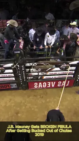 J.B. Mauney Gets BROKEN FIBULA Ater Getting Bucked Out of Chutes | 2019 #bullriding #highlight #JBMauney #pbrbullriding #pbr 