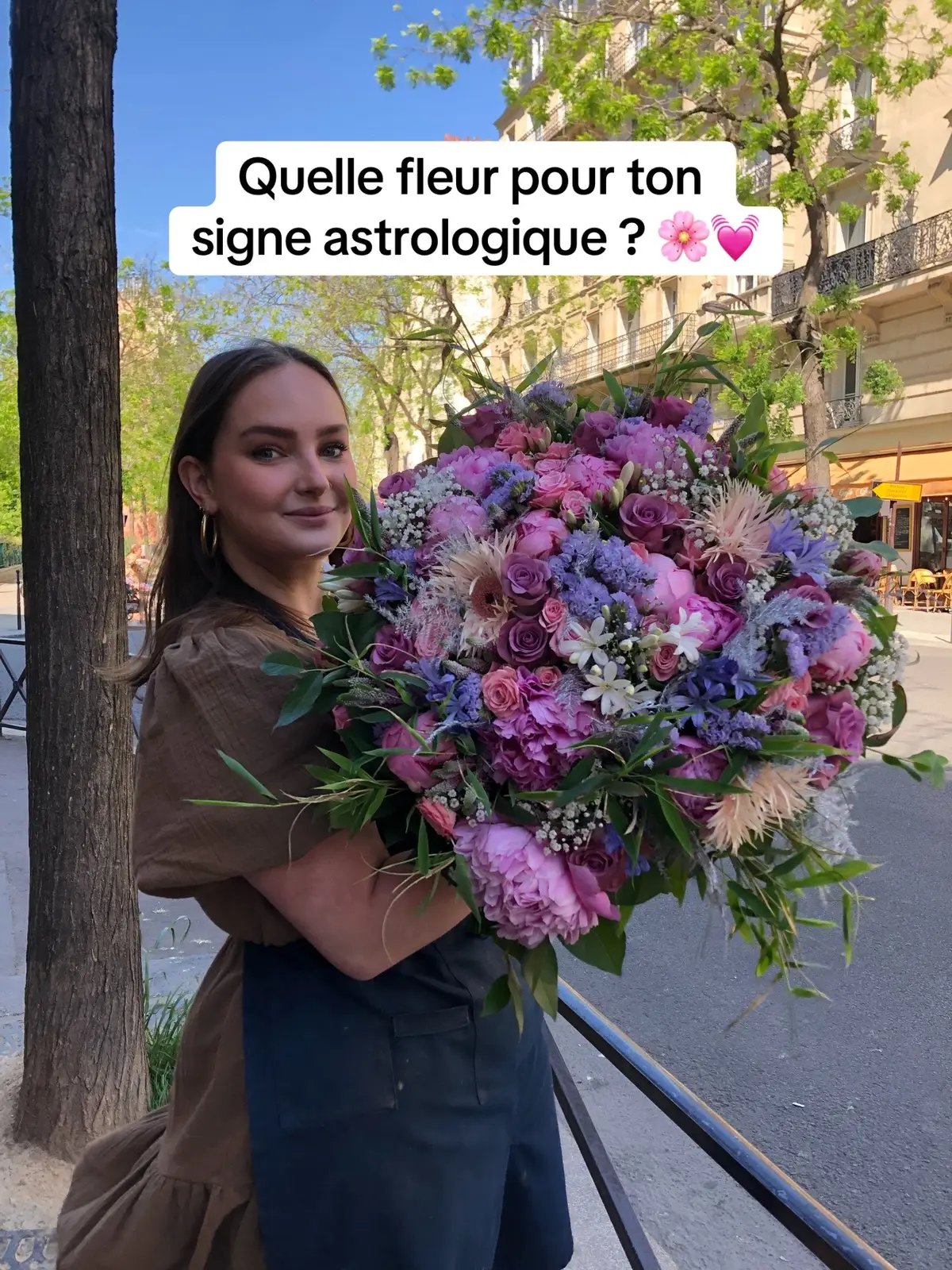 Dis moi en commentaire de quel signe tu es, si ta fleur te plait et quelle est ta fleur préférée 💞 #fleurs #fleuriste #astrology 