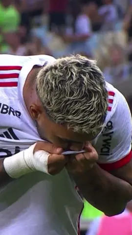 QUE MOMENTO, GABIGOL! QUE MOMENTO! 🔴⚫️ *Contém legenda automática  #Brasileirao #VASxFLA #Flamengo #Vasco #Gabigol 