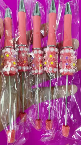 Flowers pens #pen #pencil #keychains #beadable #stationery #diypens #metalpens #diyproject #fyp #keychainpens #keychain 