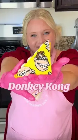 Donkey Kong Cake Sandwiches  #dk #donkeykong #nintendo #donkeykongcake #supermariobros #cake #cakesandwich #cakedecorating 