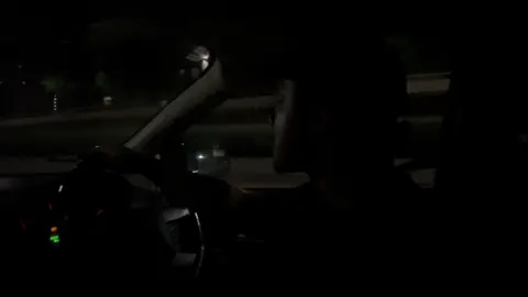 No me extrañes a mí como tal, extraña como era estando junto a ti. 😞 #manejandoconnano #manejando #driving #nightdrive #nightdrivesongs #night #noche #estadañada #ivancornejo #sad #corridos #almavacia 