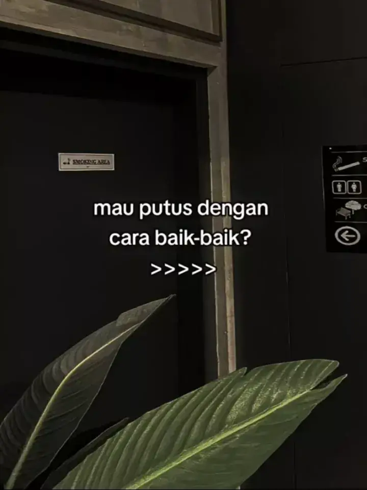 stelah aku pikir pikir lagi mndingan kita udhan aja kan? maaaf karena belum bisa jdi apa yng kmu mwu, maaf krna belum bisa bikin kamu bhgia dan kmu jga berhak untk bhgia. maaf klo sama aku kmu tertekan, bnyak ngaturnya dan hal hal lainnya yng bikin kmu gsuka/risih. maafin aku juga ats sgala sifat aku yng berlebihan ke kmu. dan aku mwu ucapkan terimakasi uda hadir dihpdku, uda bisa bantu aku buat nymbuhin trauma aku di masa lalu ku, wlwpun hal yng sama itu trjdi kmbali hhe. aku udaa ikhlasin kmu untk pergi wlwpun itu sulit, tpi gapapa mungkin ini adalah jalan yng baik. itu semua krna aku yng terlalu brlebihan dan aku jga gagal jdi pasangan yng baik untk kmu. maaf kalo sifat aku selama ini blum cukup baik ke kamu, blum sprti apa yng kmu inginkan. maaaf kalo sikap aku suka nyakitin kamu, sekarang apapun itu trsrah kmu, lakuin apa yng emng bikin kmu nyaman, yng bikin kmu ngerasa bebas dan ga trtekan Igi. aku ikhlas tapi Maaf aku mundur atau aku pergi dari kmu,bukan karena aku gak sayang atau gak cinta sama kamu tapi karena sikap dan perbuatan yang nyuruh aku pergi dari kehidupan kamu. #longtext #beranda #sadstory #fyp 