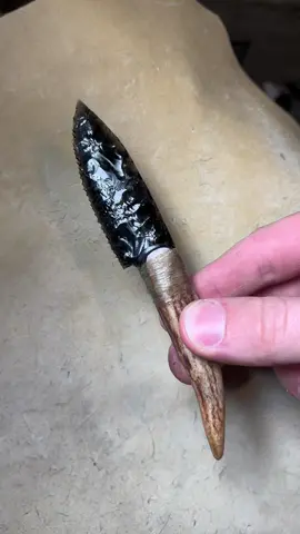 Making a mini Obsidian knife! 