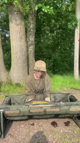 Moved swim for the last hour and it payed off✌️#foryoupage #foryou #carpfishing #fishing #fishingvideos #fishingrod #fishingtiktoks #girls #fishinglife 