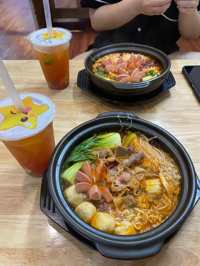 Có ai giờ này thèm mỳ cay giống tui không ạ???? #xuhuong #sinhvien #ancungtiktok #mukbang #mycay #andem #fyp #trend 