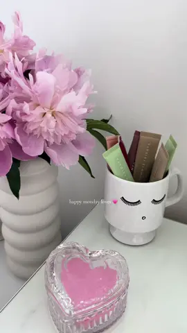 pov: girly mornings in June 💐 #girlymorning #morningcheer #morningroutine #junemorning #cleangirlaesthetic #thatgirl #skincareroutine #skincare #SkinCare101 #skincaregirl #itgirrrrl #healthygirlsummer #beachy #blueskies #Summer 