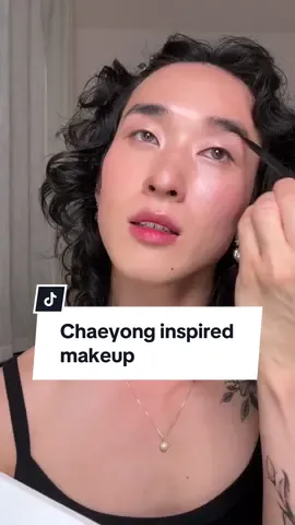 My go to going out makeup! Its inspired by Chaeyoung from twice. Add a thicker liner and lashes for more effect! 🎀 hope you enjoyed!  Primer @milkmakeup  Foundation is @Pat McGrath Labs  Blush @Lancôme first kiss intimatte Contour milk makeup toasted and @Flower Knows Makeup chocolate series Lip @AMUSE no 10 achim fig Highlighter @Judydoll US  Mist @TIRTIR  Glitter shadow @NARS Cosmetics laguna quad palette Eyeshadow palette makeup by mario Twice concert makeup  #chaeyong #makeup #makeuptutorial #kbeauty 