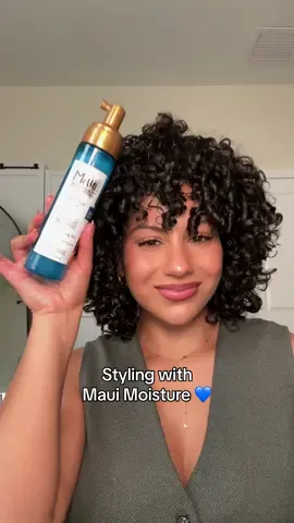 The @Maui Moisture Flexible Hold + Coconut Milk Curl Foam Mousse is my go-to for ultra defined curls! 💙 It's a lightweight, no-crunch mousse that helps to moisturize, volumize and de-frizz. Available at your favorite stores like amazon, target and walmart!  #mauimoisture #aloeforcurls #mauimoisturepartner #curlyhair #curls #washday #naturalhair #3bcurls