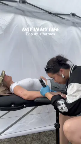 Come along for a day at the Soiree! These pop ups are a few times a month and such a good time!  #SmallBusiness #popup #jewelrybusiness #tattoo #bags 