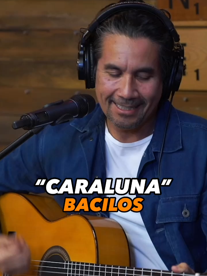 No podía faltar este clásico de @bacilos 🌝 “Caraluna” 🎶✨ #JessieEnExa