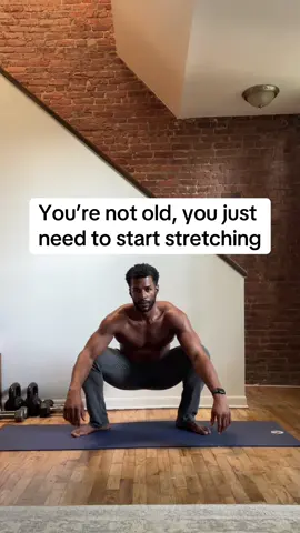 7 moves to feel young again 🧘🏾‍♂️ #stretchingroutine #stretchingexercises #mobility #stretch #hipflexor #kneespain #lowerbackpain #lowerback #hamstrings #hamstringstretch #hamstringworkout #mobilitytraining #mobilityexercise #hipmobilityexercise #anklemobility #lowerbackpain #hipflexorstretch #innerthighworkout #yoga #pilatesworkout