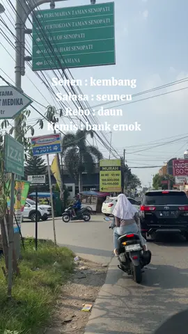 Info bank emok 😅 #storysunda🥀 #bankemok #cikampekkarawang #jalanjalansore #cikampekinfo #senopati #fyppppppppppppppppppppppp #xyzabc #fyp #masukberandafyptiktok  