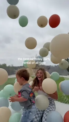 the balloon bubble house was the ultimate birthday party hit 10/10 recommend 🎈  #birthday #birthdayparty #balloon #birthdaydecoration #partyideas #fyp 