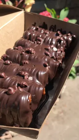piscok coklat topping chocochips coklat🤤 pecinta coklat wajib kudu di cobain!😫  #piscok #piscoklumer #piscokviral #pisang #pisangcoklat 
