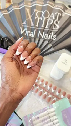 shes officially a press on girlie 💅 @BTArtboxnails thank you for these.  #xcoattips #pressonnails #viralnailsxcoattips #btartboxnails #pressonnailsathome #diygirl #maintenanceathome #beautymaintenance 