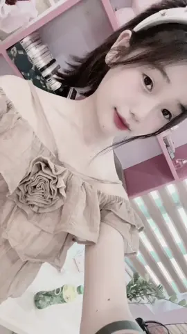 Tự nhìn tự mê 💕#nhạcquaytiktok #xhtiktok #fypシ゚viral #36thanhhoa❤️ 