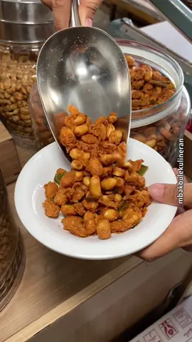 Kelakuan emak emak 😭 . #kuliner #blitar #kulinerblitar #blitar24jam 