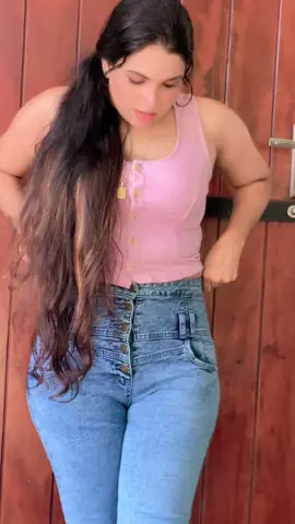 මේ වෙලාවෙ ඔයාගෙ මූඩ් එක ඉමෝජියකින් දාගෙන යමු🙈🫢👻 #foryou #foryoupage #fypシ #100kviews #gotrending #viralvideo #srilankan_tik_tok🇱🇰 #sltiktok #kalpani😘 