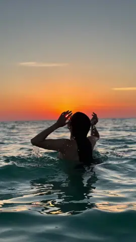 Placeres de la vida… playa + atardecer #fyp #beachvibes 