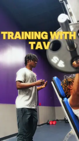 #bodybuilding #bodybuilder #personaltrainer #trainingwtav #gymworkout 
