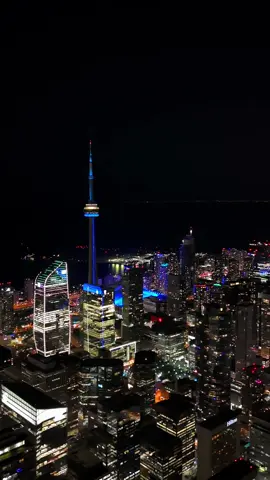 Toronto's Skyscrapers 🏙️ #toronto  #explore  #canada  #skyscraper  #cntower  #fyp 