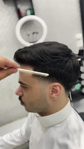 لو عايز الفديو كامل اكتبلي في كومنت🫡#حلاق #taper #fade #الفرنسي #الجديد #متابعه #لايك #تعليق #اكسبلور #tiktokcookbook 