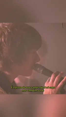 🌌 Fake Tales Of San Francisco (Live) Postado no Youtube pela Domino Records Co. em 14 de setembro de 2006 (nenhuma informação sobre onde e de quando é a gravação). . . . . #arcticmonkeys #arcticmonkeyslive #arcticmonkeysfans #arcticmonkeysbr #arcticmonkeysbrasil #arcticmonkeysedit #alexturner #alexturneredit #matthelders #nickomalley #jamiecook 