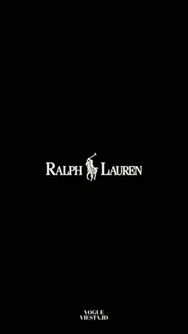 RALPH LAUREN🐎 Sejarah Singkat:  Ralph Lauren adalah salah satu brand mode ternama di dunia, didirikan oleh Ralph Lauren, yang nama aslinya Ralph Lifshitz, lahir pada 14 Oktober 1939, di Bronx, New York City, Amerika Serikat. Lauren memulai karirnya di industri mode pada pertengahan tahun 1960-an dengan bekerja di Brooks Brothers sebagai penjual. Pada tahun 1967, ia meminjam $50.000 untuk meluncurkan lini dasi yang luas dan mewah, yang segera mendapatkan perhatian. Brand ini berdiri di New York City, Amerika Serikat, dan tetap menjadi pusat operasi utama perusahaan hingga saat ini. Pada tahun 1970, Ralph Lauren memperkenalkan koleksi busana pria pertama yang dinamakan 