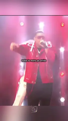 Nicky Jam & Daddy Yankee Muevelo @daddyyankee @Nicky Jam #daddyyankee #nickyjam #muevelo #premiosjuventud #regueton #oldschool #laviejaescuela #parati #video #viral 