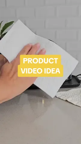 This video idea is very trendy at the moment... have you seen it already? Nice and easy to reproduce to deliver a message or announce something to your audience 👌🏽 #videoideas #productvideo #productvideoidea 