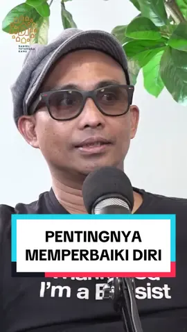 Ivanka “Slank” bagikan proses hijrah yang luar biasa. Yuk, gas nonton selengkapnya di channel YouTube @danielmanantanetwork sekarang.  #DanielManantaNetwork #DanielTetanggaKamu #IvankaSlank #SariWangi #SecangkirSariWangiDulu #slank #slankers #hijrah #haji #taubat #kisahinspiratif #viralvideo 