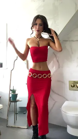 🍒🌼🍓🐝💃