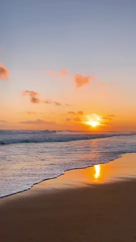 Lagu fav pantai pangumbahan 5 juni 2024 #pantaiujunggenteng #ujunggenteng #foryoupage #sunset #pantaipangumbahanujunggenteng #pantaipasirputih 
