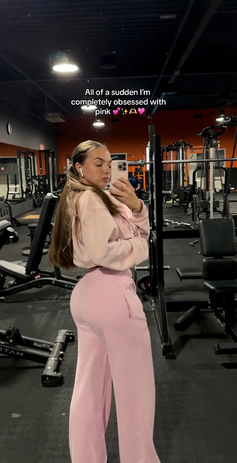 What’s your favorite color? #glutepump #GymTok #gymfashion #fitnessmotivation 