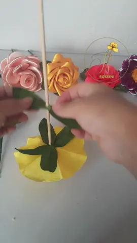 mira esta forma para hacer tus rosas 🌹🥰 #rossini #rosas #tutorial 