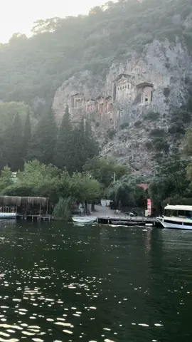Doğaya bıraktım kendimi dalyanın bu güzelliklerine aşık oldum 🌸🍀 #muğla #dalyan #kayamezarları #kralmezarı #ortaca #muğladalyan #köyceğiz #köyceğizmuğla 