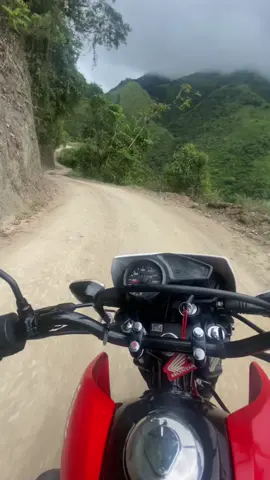 🤠