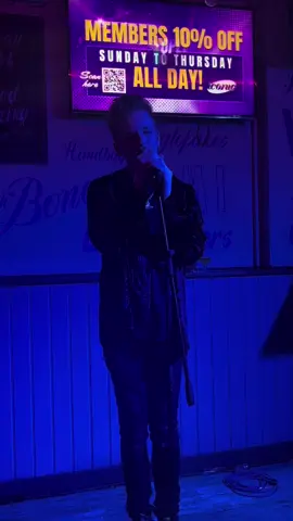 My first Open Mic Night 🎙️🎶  I was absoloutley terrified 😭😂 #openmic #openmicnight #singing #lgbt 