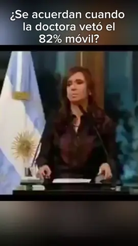¿Se acuerdan cuando la doctora vetó la ley de 82% móvil para los jubilados? Hoy es la misma que se escandaliza por la decisión del presidente, Javier Milei.  No sólo eso, las focas aplaudidoras celebraban todo lo que decía la entonces presidenta.  ¿Será que un sector de la UCR + el kirchnerismo están haciendo demagogia con los jubilados? 