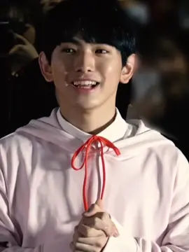 con zai mẹ trộm vía cưng quá 😘 #LEW #루 #의웅 #형섭x의웅 #hyeongseopXeuiwoong #템페스트 #テンペスト #TEMPEST 