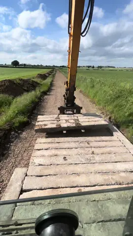 Finally getting a few more down #farming #youngfarmer #drainage #jcb #excavator #track #cowtrack #satisfying #concretesleepers 