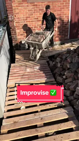 Some improvisation was required ✅ #bricklaying #bricktok #asmr #asmrsounds #fyp #foryou #tradie #work #work #bricklayer 