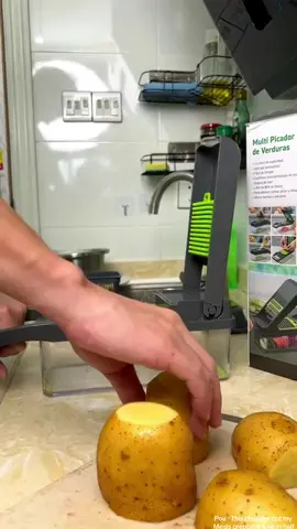Pov:This chopper cuts my meal prepping time in half#gadget #chopperonepiece #kitchenideas #dicingmadeeasy #vegetables #veggieslicer #14pcschopper 